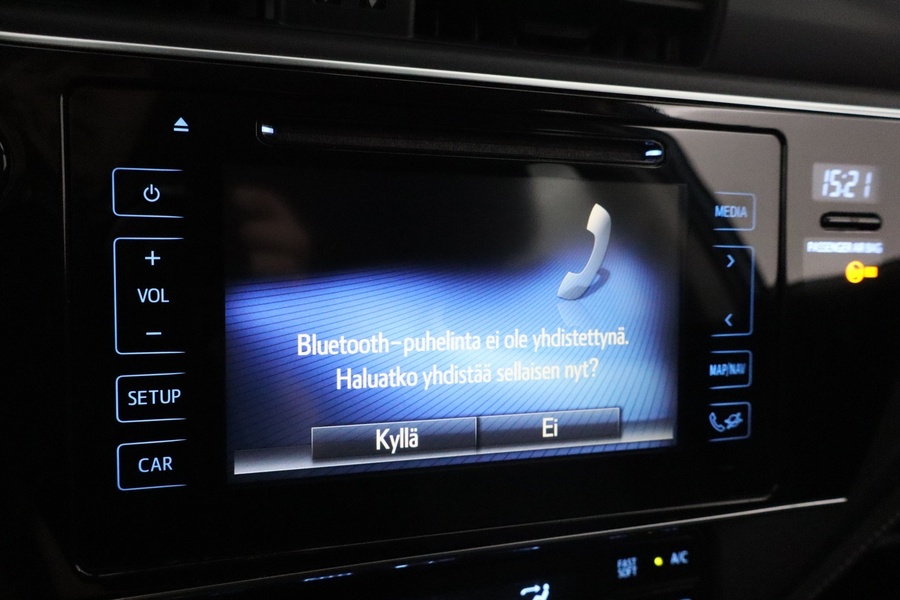 Toyota Auris vaihtoauto