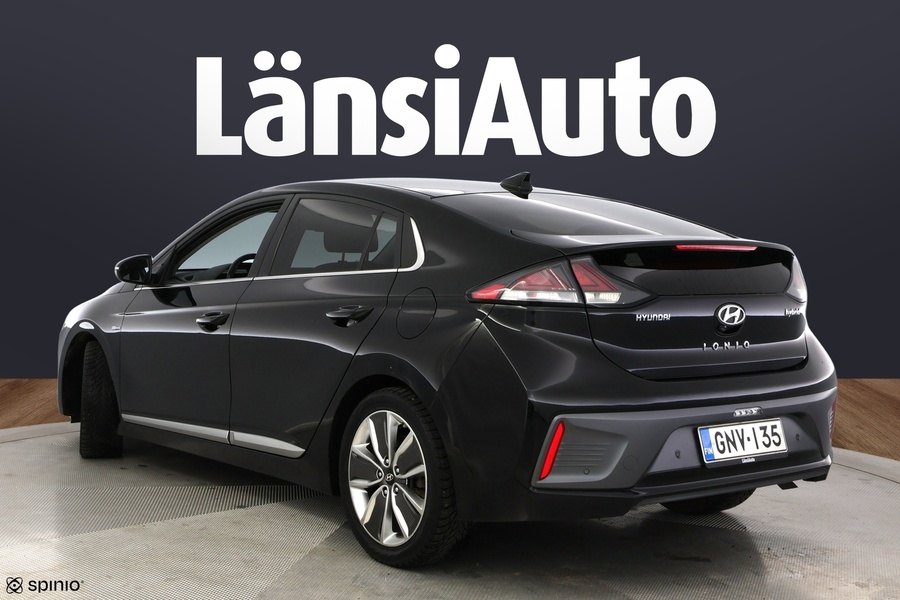 Hyundai IONIQ hybrid vaihtoauto