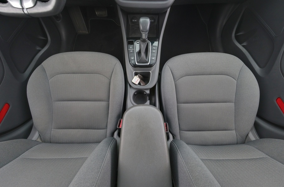 Hyundai IONIQ hybrid vaihtoauto