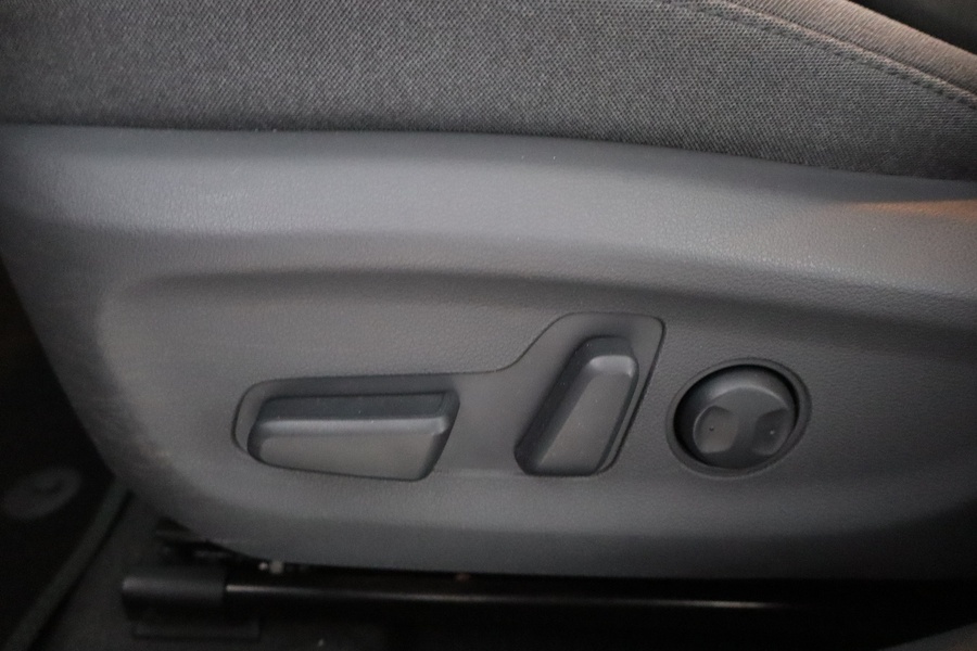 Hyundai IONIQ hybrid vaihtoauto