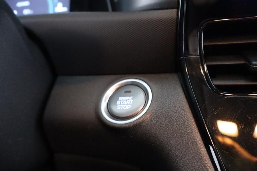 Hyundai IONIQ hybrid vaihtoauto