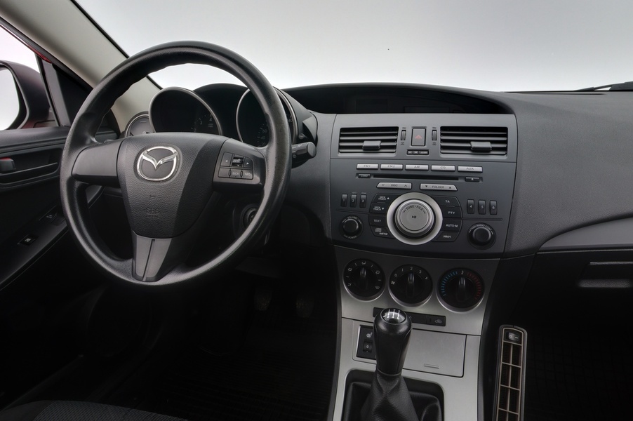 Mazda 3 vaihtoauto
