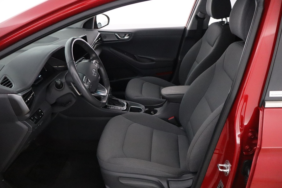 Hyundai IONIQ plug-in vaihtoauto