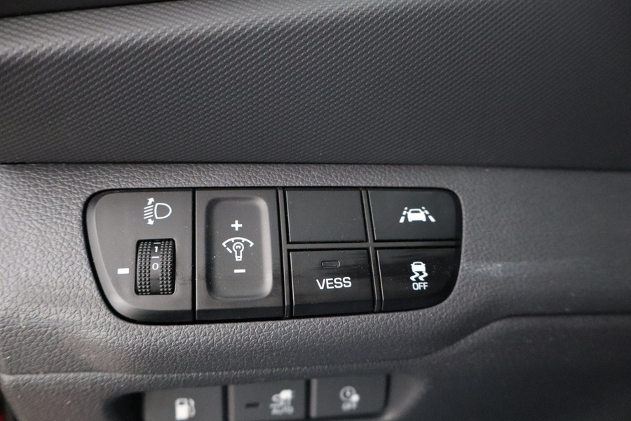 Hyundai IONIQ plug-in vaihtoauto