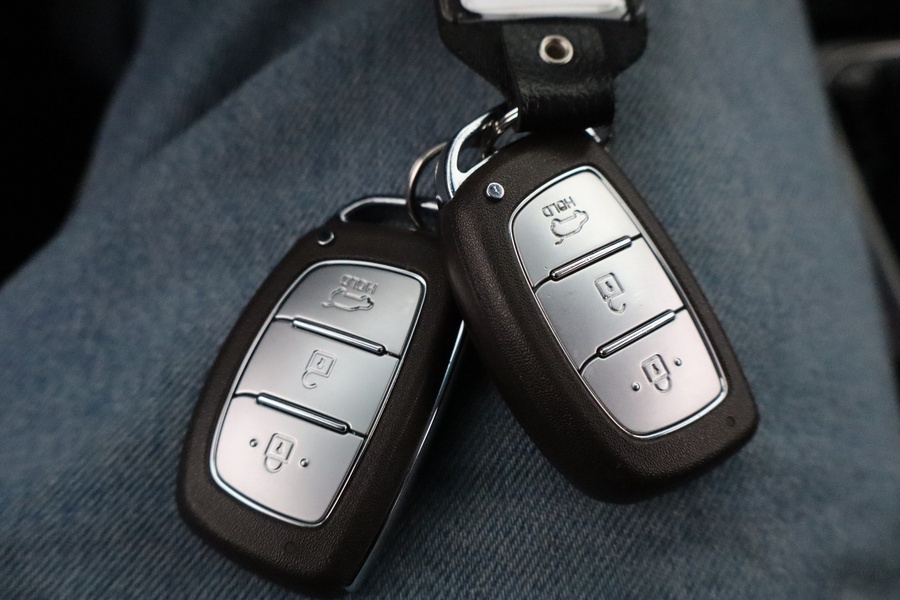 Hyundai IONIQ plug-in vaihtoauto