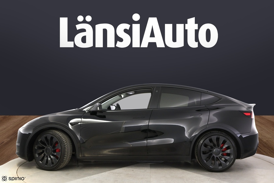 Tesla Model Y vaihtoauto