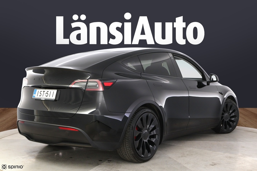 Tesla Model Y vaihtoauto