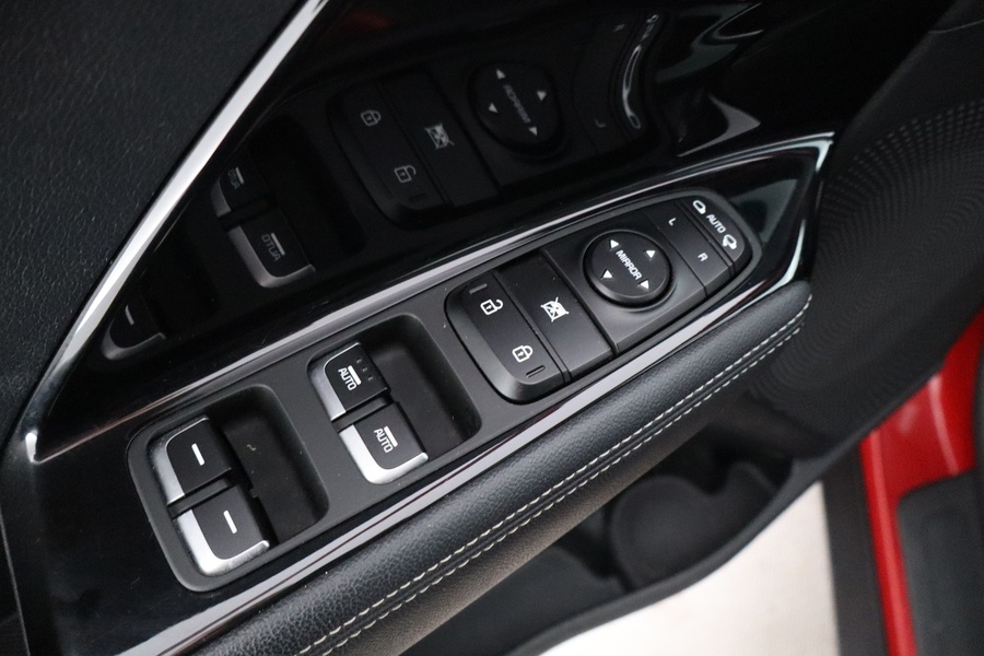 Kia Niro plug-in vaihtoauto