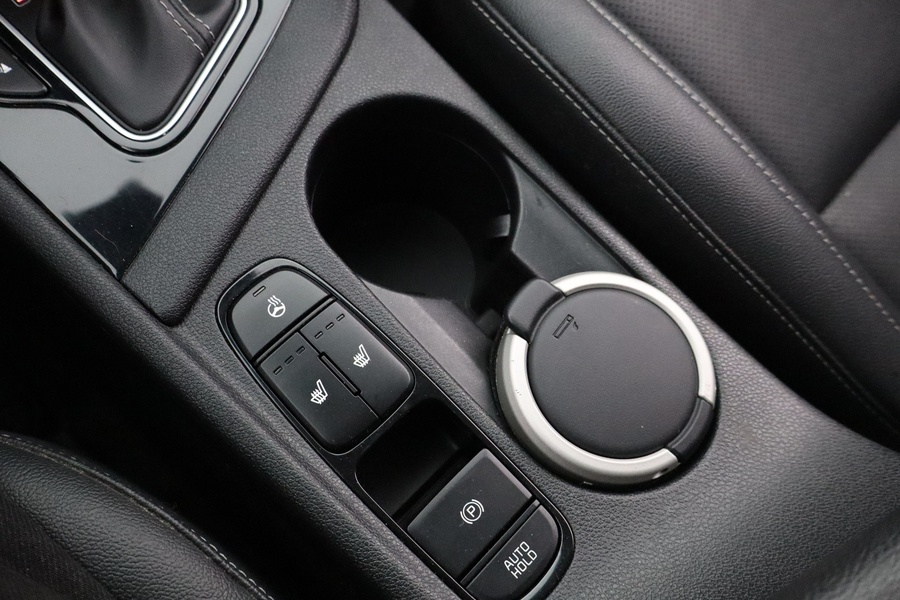 Kia Niro plug-in vaihtoauto