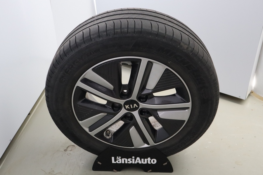 Kia Niro plug-in vaihtoauto