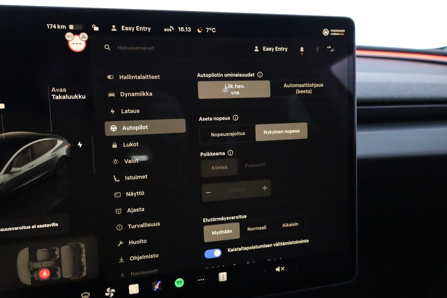 Tesla Model 3 vaihtoauto