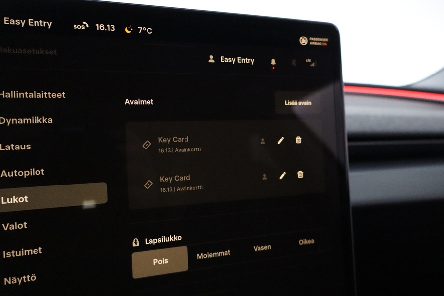 Tesla Model 3 vaihtoauto