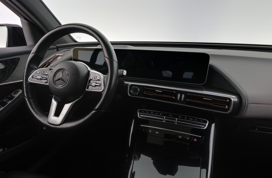 Mercedes-Benz EQC vaihtoauto