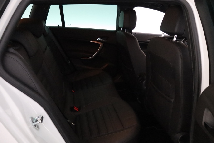 Opel Insignia vaihtoauto