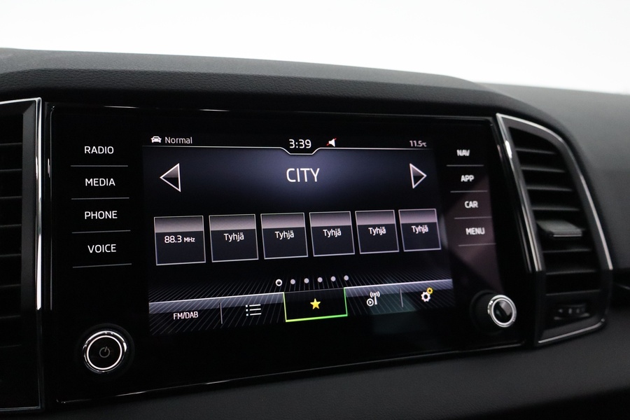 Skoda Karoq vaihtoauto