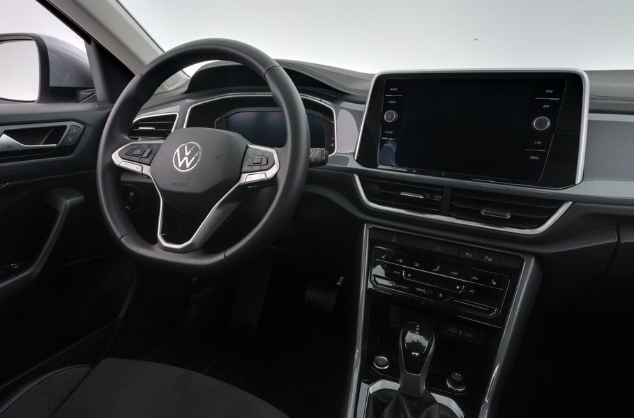 Volkswagen T-Roc vaihtoauto