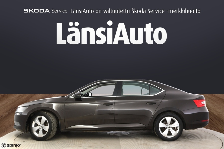 Skoda Superb vaihtoauto