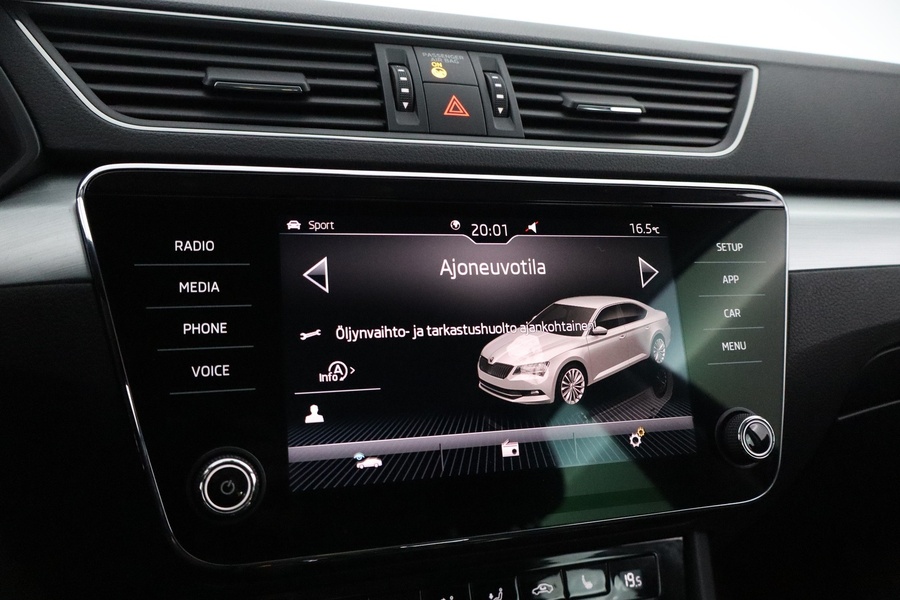 Skoda Superb vaihtoauto