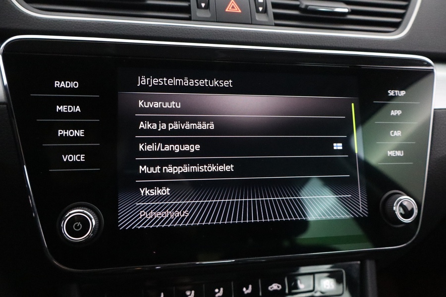Skoda Superb vaihtoauto