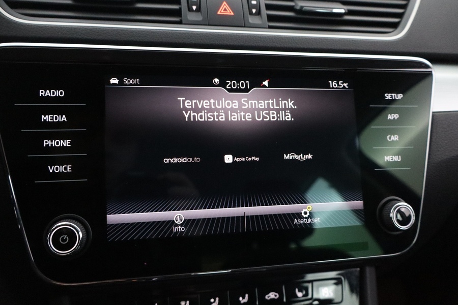 Skoda Superb vaihtoauto