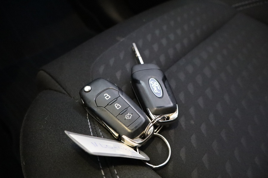 Ford Fiesta vaihtoauto