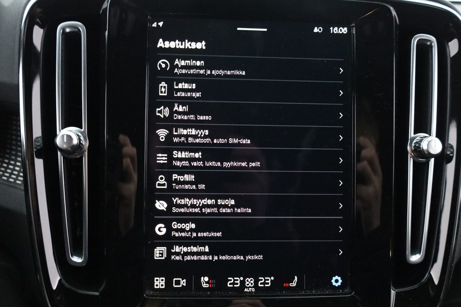 Volvo XC40 vaihtoauto