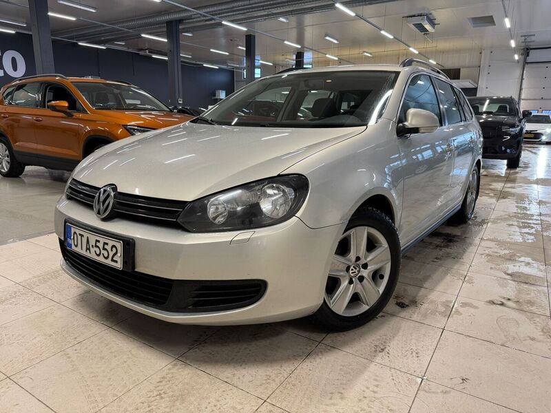 Volkswagen Golf vaihtoauto