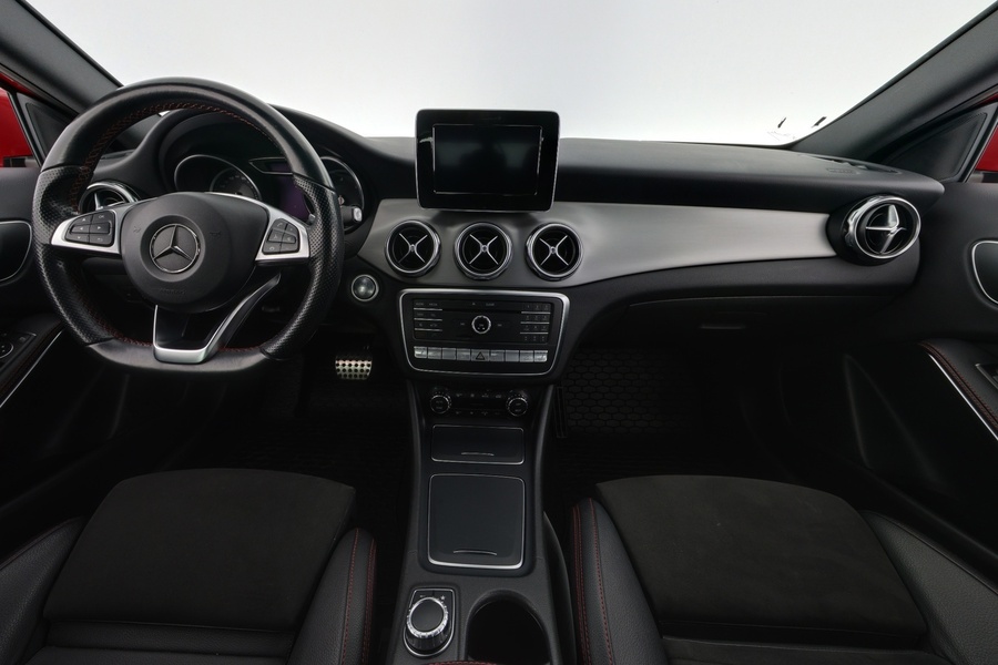 Mercedes-Benz GLA vaihtoauto