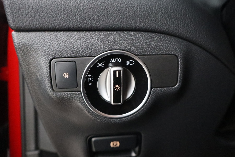 Mercedes-Benz GLA vaihtoauto