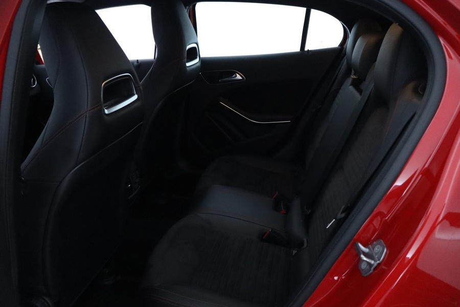 Mercedes-Benz GLA vaihtoauto