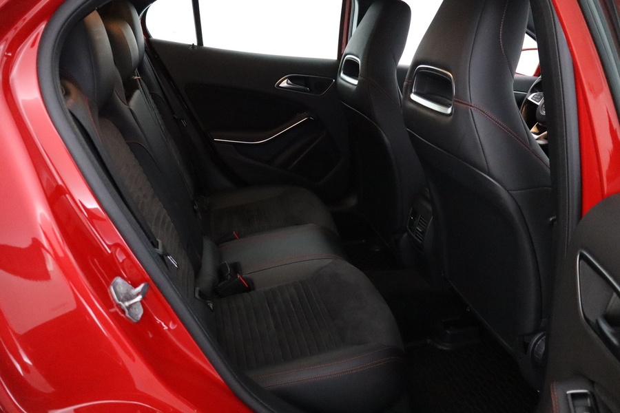 Mercedes-Benz GLA vaihtoauto