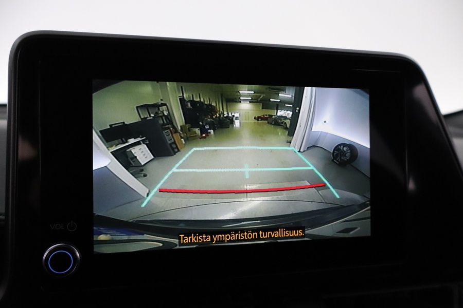 Toyota C-HR vaihtoauto