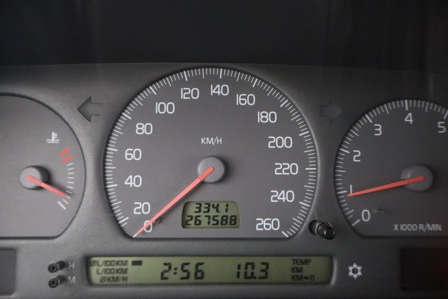 Volvo V70 vaihtoauto