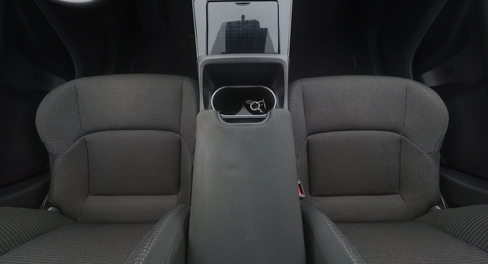 Toyota bZ4X vaihtoauto