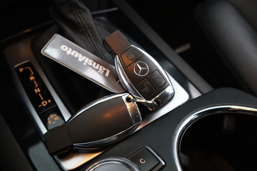 Mercedes-Benz GLK vaihtoauto