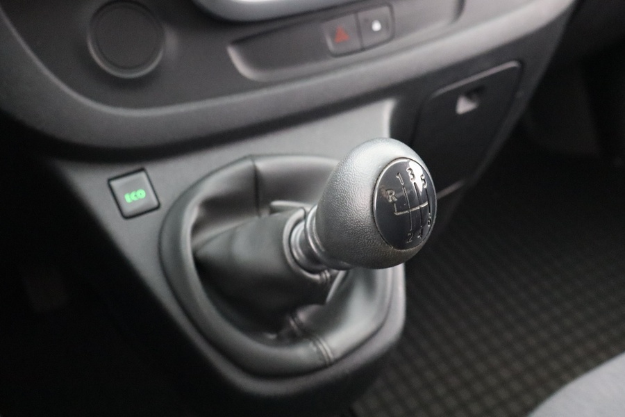 Opel Vivaro vaihtoauto