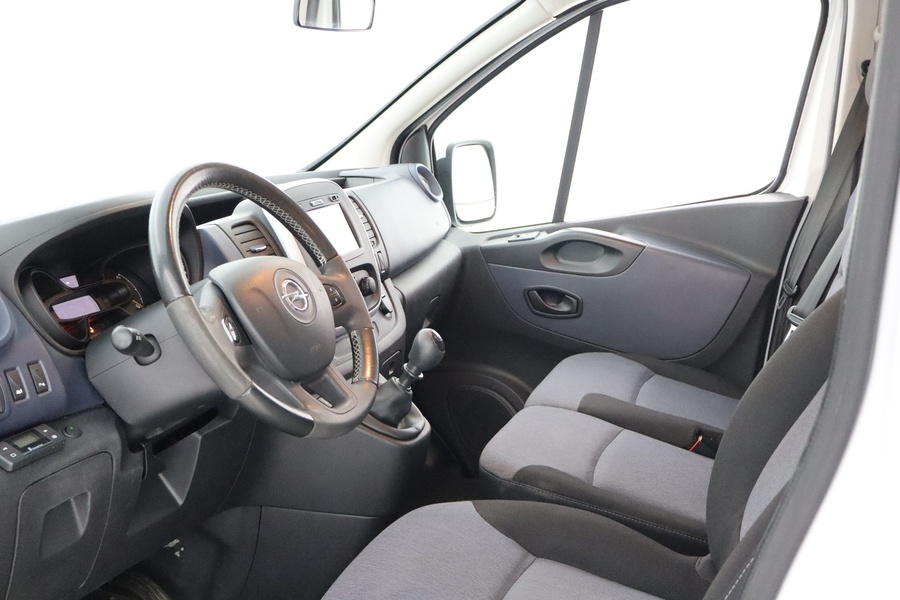 Opel Vivaro vaihtoauto