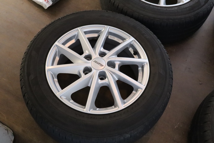 Opel Vivaro vaihtoauto