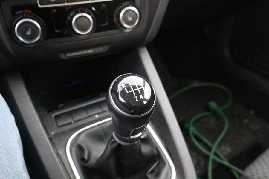 Volkswagen Jetta vaihtoauto