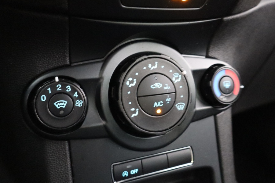 Ford Fiesta vaihtoauto