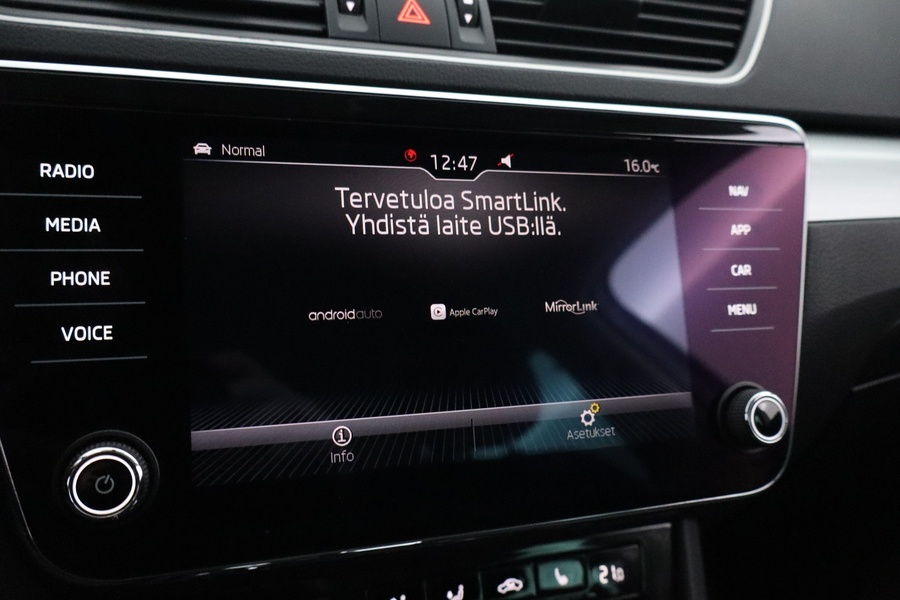 Skoda Superb vaihtoauto