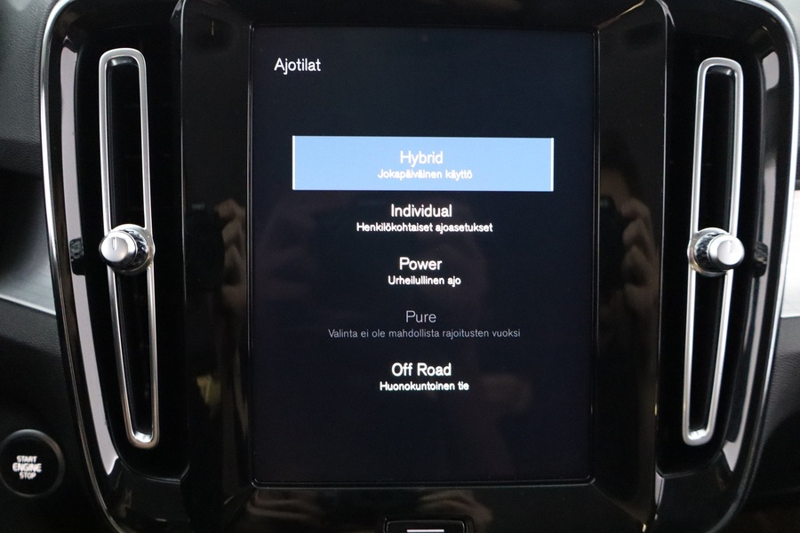 Volvo XC40 vaihtoauto