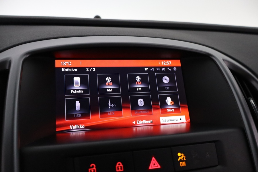 Opel Astra vaihtoauto