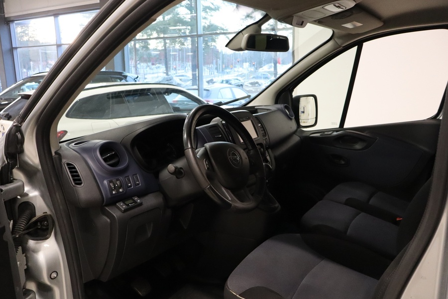 Opel Vivaro vaihtoauto