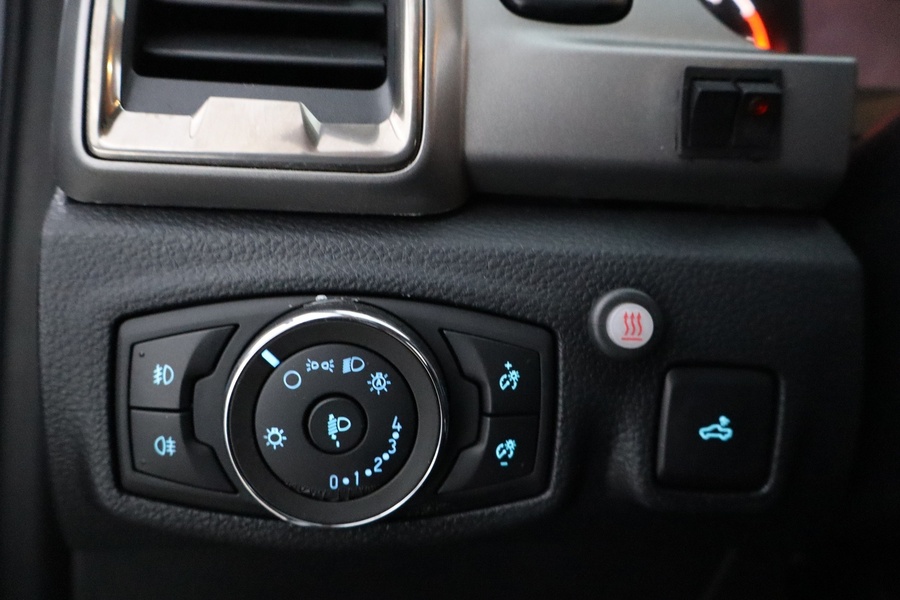 Ford Ranger vaihtoauto