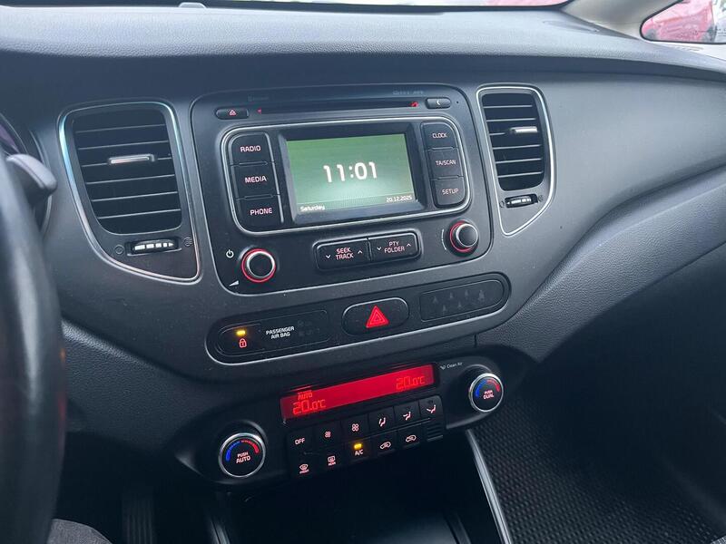 Kia Carens vaihtoauto