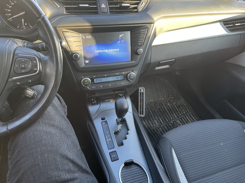 Toyota Avensis vaihtoauto