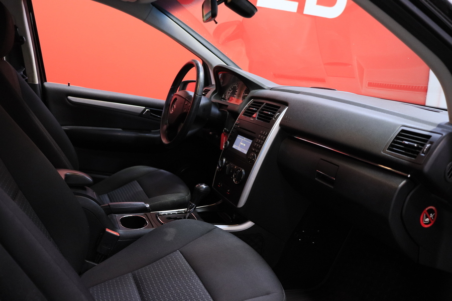 Mercedes-Benz B vaihtoauto