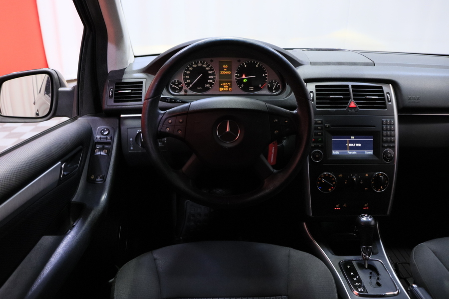 Mercedes-Benz B vaihtoauto