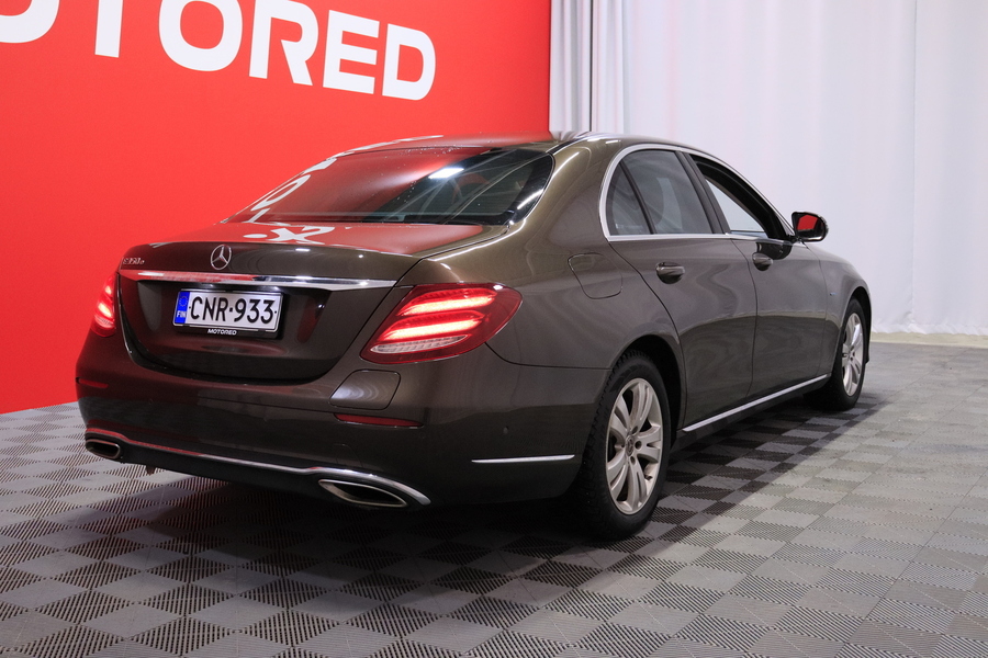 Mercedes-Benz E vaihtoauto